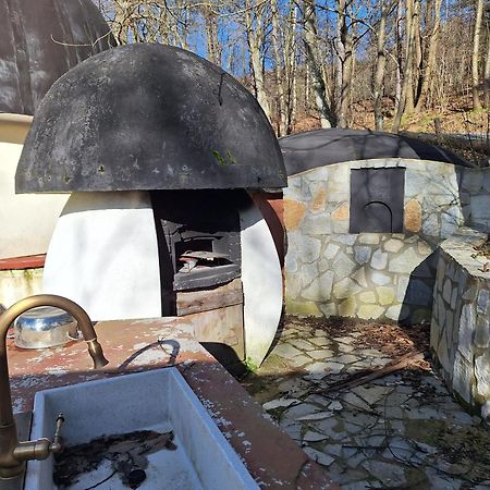 Il Villaggio Dei Puffi Бардинето Экстерьер фото